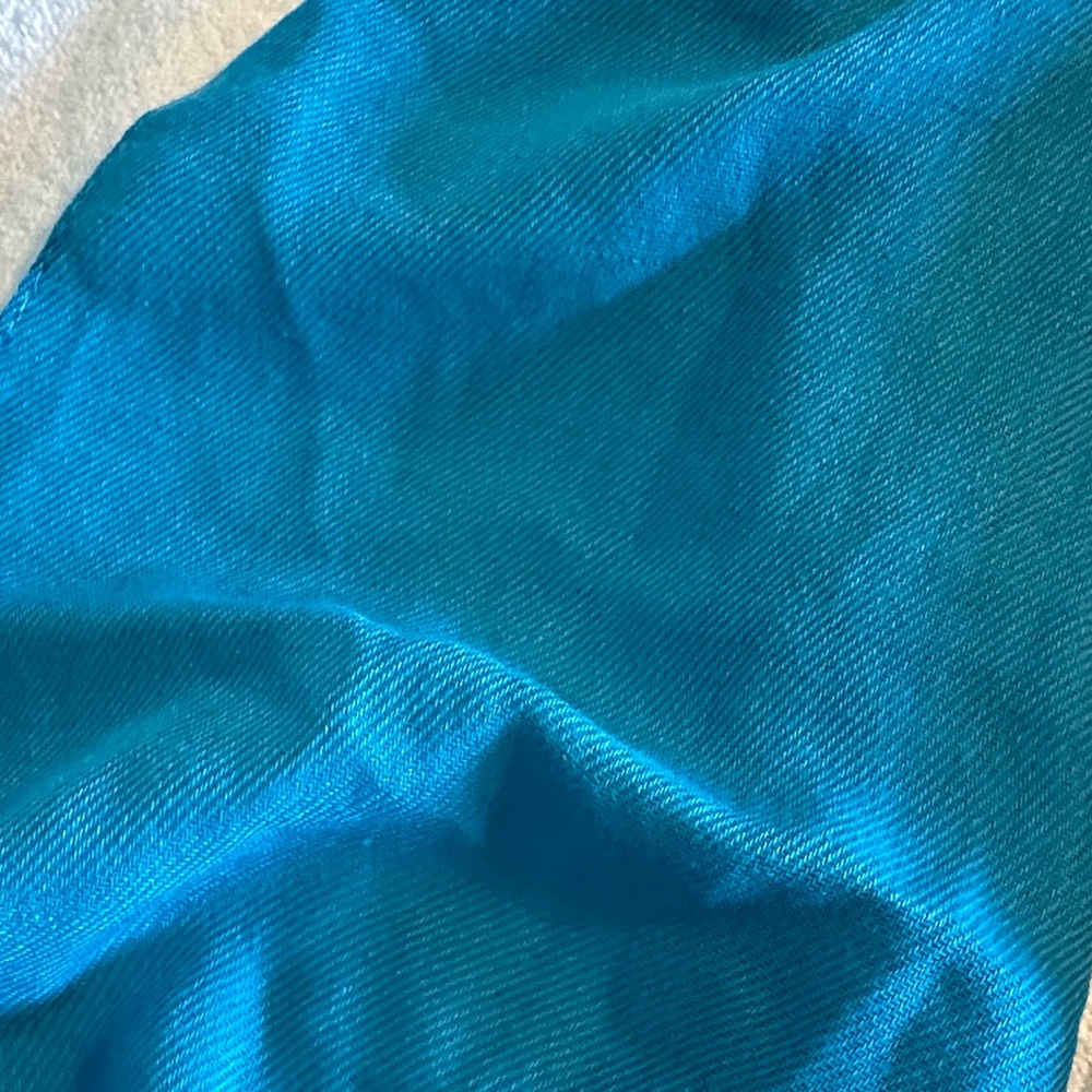 Colorful Women's Scarf Set - Picture 2 of 4